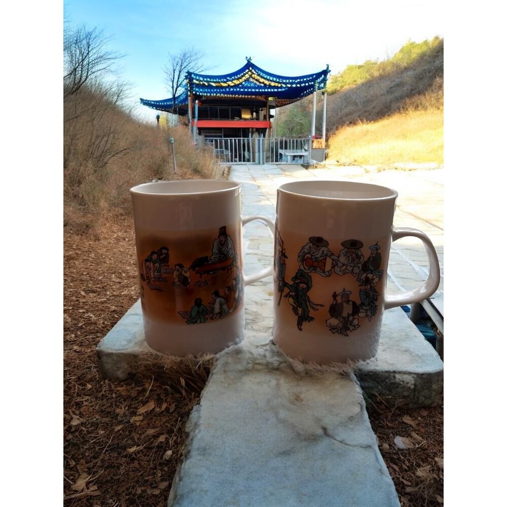 "Wonderful‎ Korea" Coffee Tea Ceramic Mugs Cups Set of Two Souvenirs
